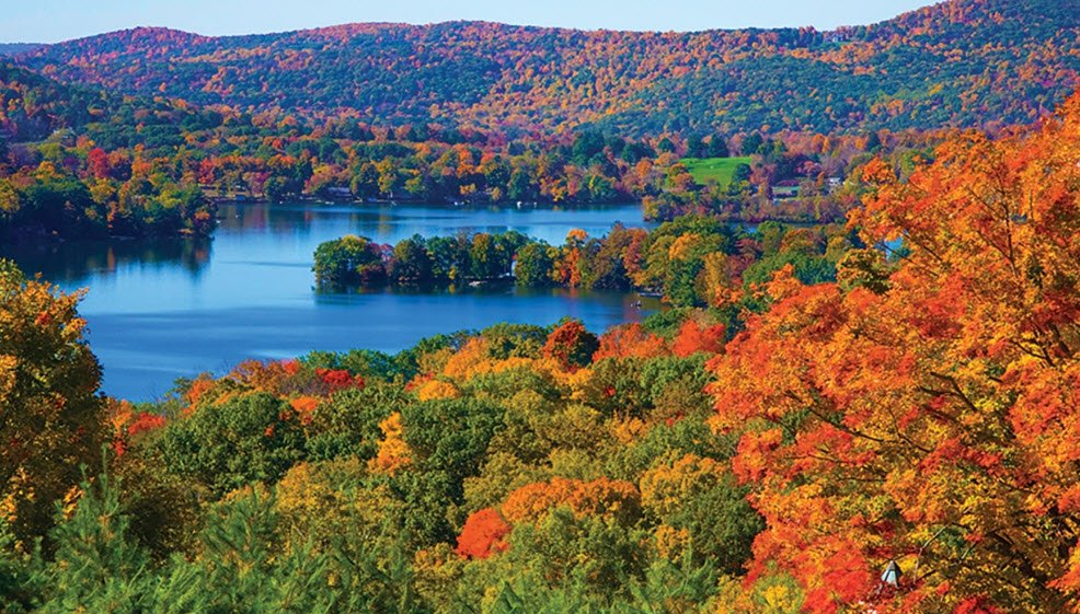 Lake Waramaug State Park Campground, Connecticut, USA